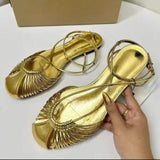 Elegant Metallic Gold Strappy Flat Sandals Round Toe Ankle Wrap Casual Summer Flat Shoes for Women