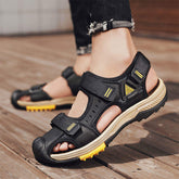 Genuine Leather Top Quality Toe-Cover Comfortable Band Strap Casual Slip on Summer Sandals Shoes for Men