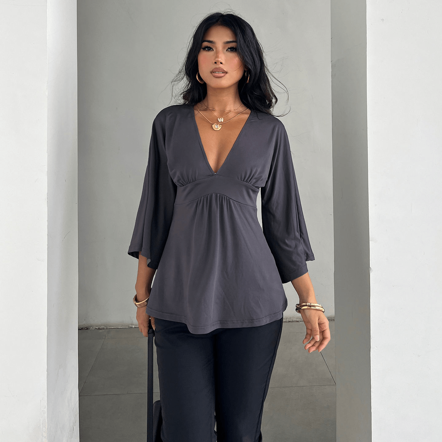 Premium Custom Logo Women's T-Shirt - Sexy Solid Color V - Neck Flare Sleeve Corset Top - Loose Fit Long Sleeve Blouse OEM (All Seasons) - Zeprah