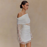 Sexy Elegant Autumn Party Dress Slash Neck Bodycon Mini Dress with Lace Insert Solid Color and Washable - Zeprah