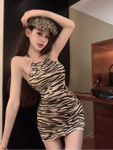 Sweet Spice Girl Vintage Leopard - print Tight Hip Dress Pleated Backless Strap Women's Dress - Zeprah