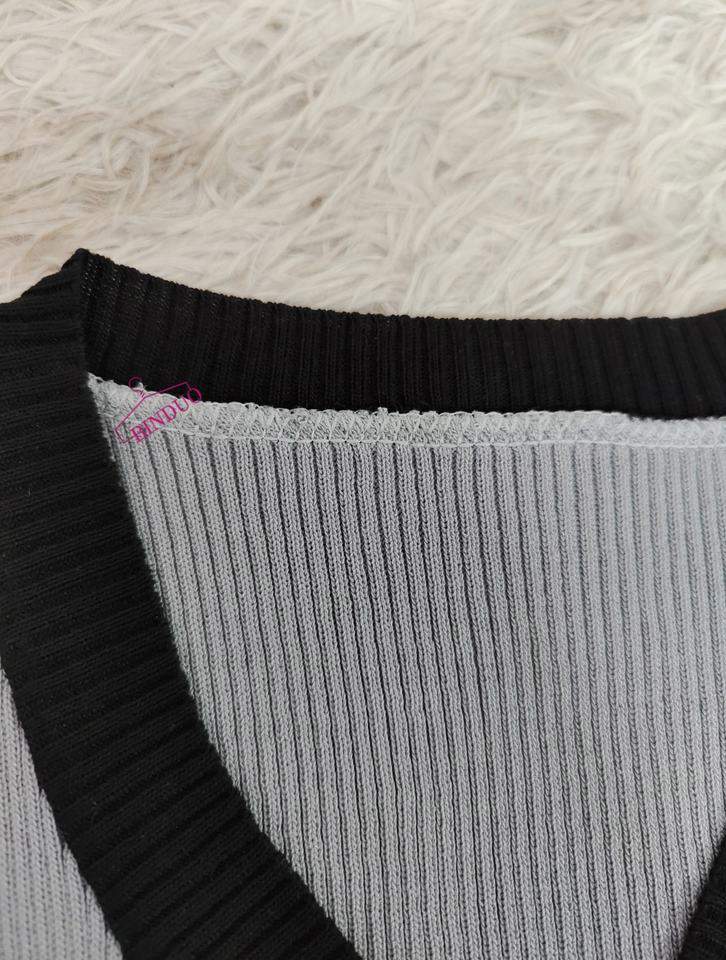 Slim-fit Short-sleeved Blouse Knitted T-shirt for Women Trendy Short-Sleeved Tee