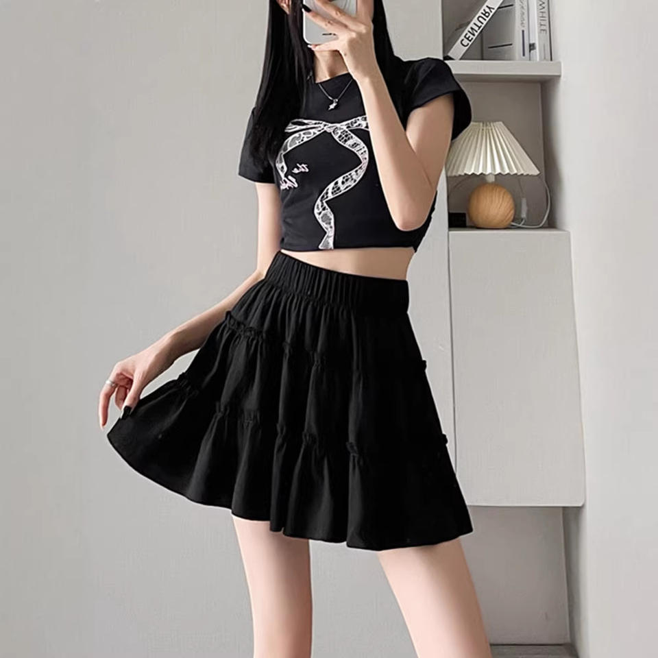 Sweet Women's Elastic Waist Tiered Cake Mini Skirt Casual White A-Line Flowy Ruffle Skirt for Summer