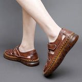 Comfortable Fashion Design Buckle Strap Summer Beach Slippers Pure Leather Sandals Shoes for Men