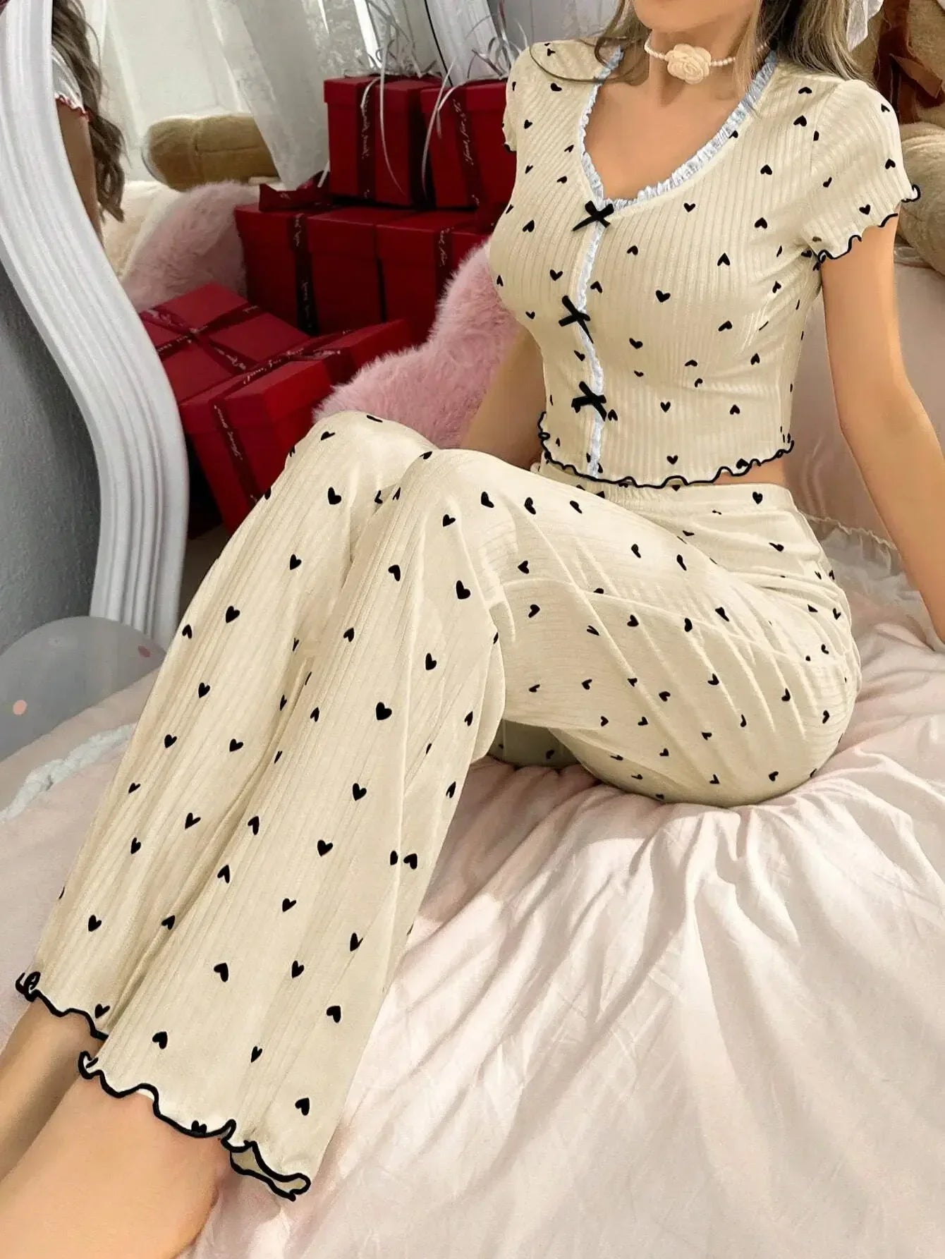2 - piece Ladies' Pyjamas Slim - fit Fashionable Nightgown Printed Sleepwear - Zeprah