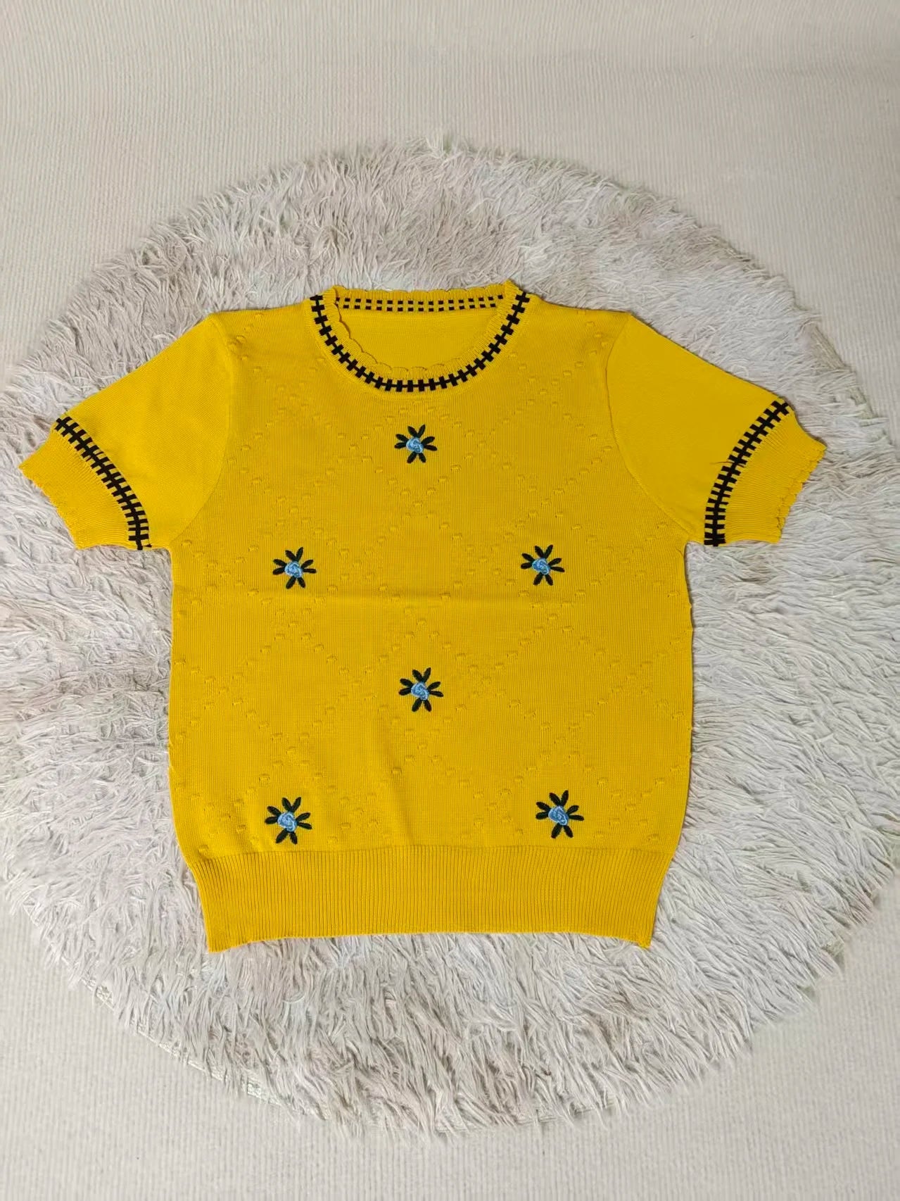 2025 Summer New Women's Knit T Shirt with Pattern Embroidery Unique Design Short Sleeve Short Length Thin Top - Zeprah