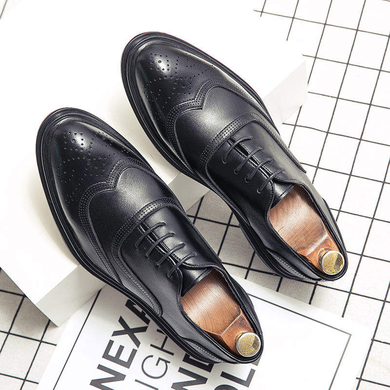 Pointed Toe Black Brown Dress Shoes Lace up Formal New Design Durable Fashion Men Brogue Wedding Shoes for Men