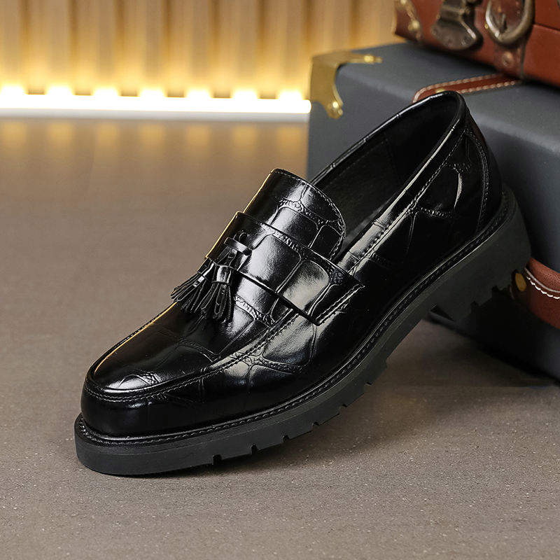 Pointed Toe Casual Daily Footwear Handsome Wedding Tassel Loafers Comfortable Classic Men Fashion Dress Shoes