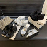 Trendy Wholesale Platform Sandals: Casual Wedge Flip Flops for Fashionable Ladies
