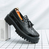 Classic Design Hot Selling Durable Fashion Dress Shoes PU Pattern Thick Sole Tassel Loafer Shoes for Men