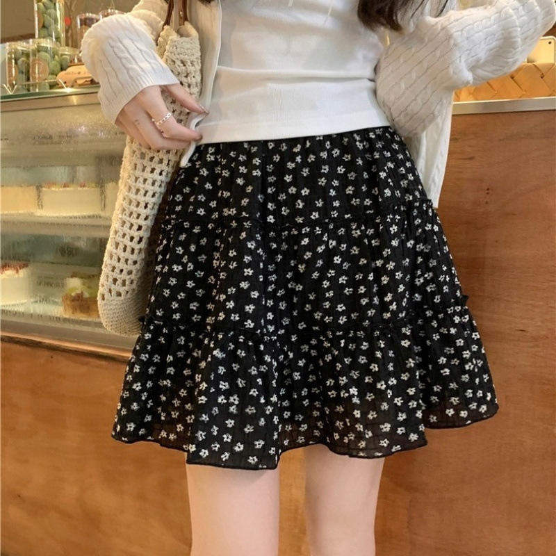 Boho Floral Print Tiered Ruffle Mini Skirt Women's Casual High Waist Layered Chiffon Skirt for Summer
