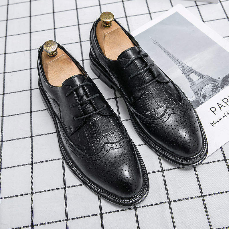 Lace up Men Brogue Shoes Fashion Classic Designers Good Quality Dress Shoes Oxfords for Men