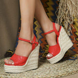 Stylish & Comfortable Platform Wedge Sandals for Big Feet, Perfect for Fashionable Women