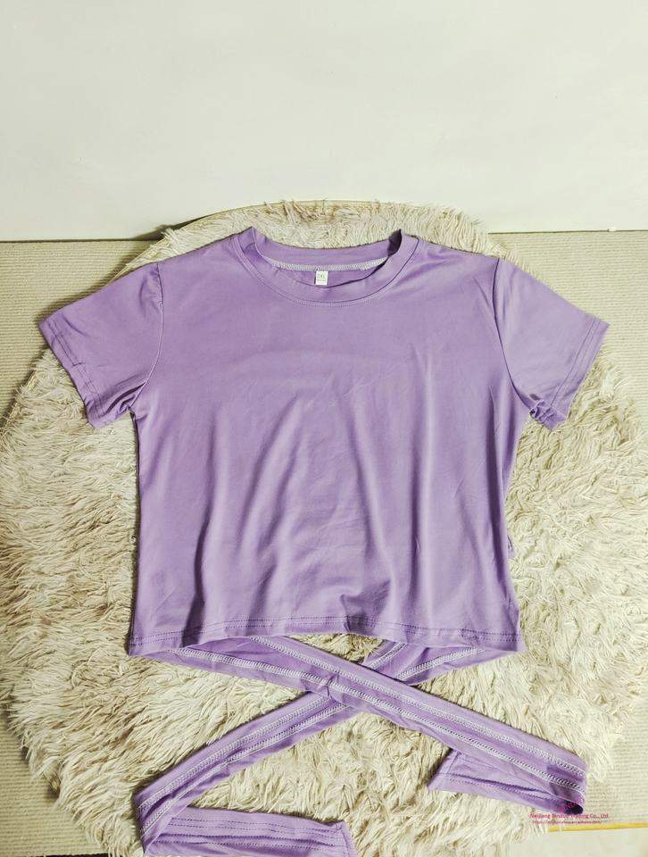Classic Women's T-shirts Backless Short-sleeved Blouse Fashionable Crop Top