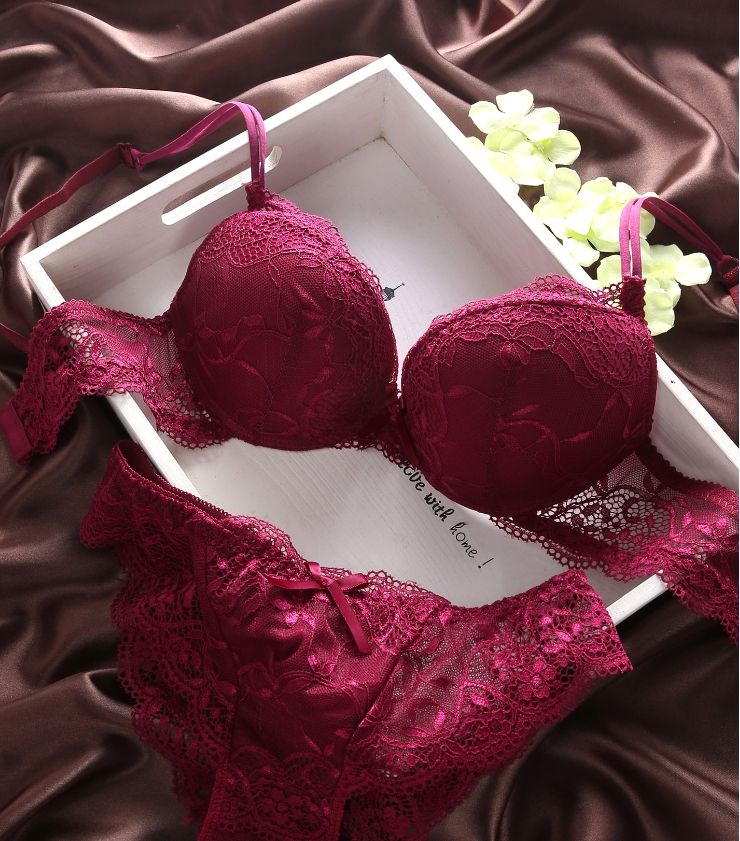 Two-Tone Contrast Lace Mesh Push-Up Bra and Panty Set