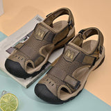 Summer Casual Breathable Mesh Durable Men Sandals Classic Toe Cover Handsome Lightweight Flat Beach Shoes