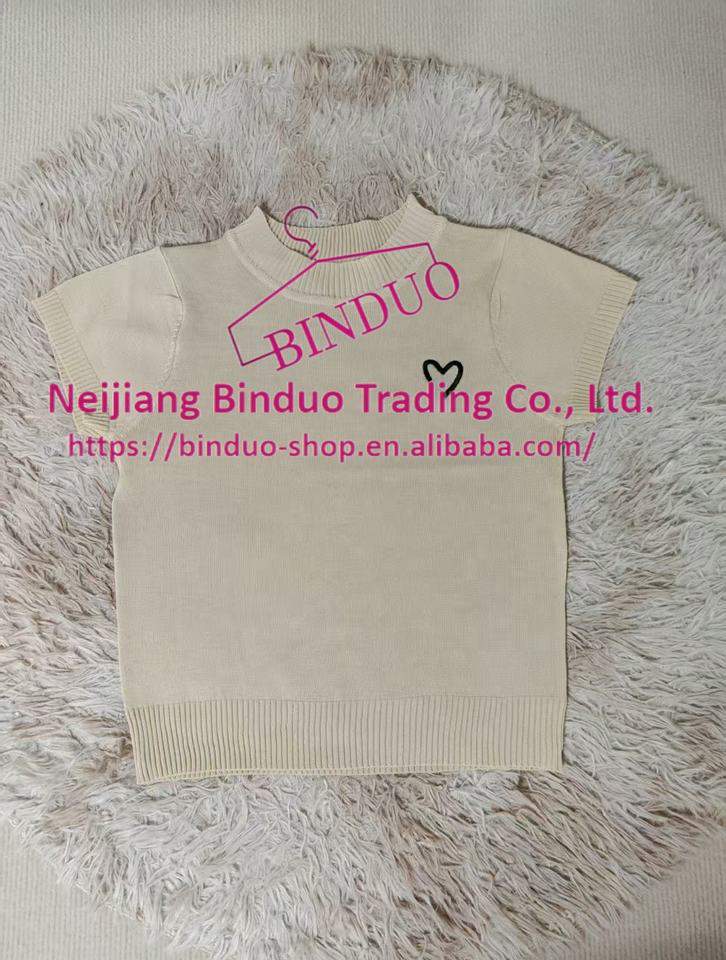 Knitted Tops for Women Mock Turtleneck Women's Clothing Embroidery Short-Sleeved Tee