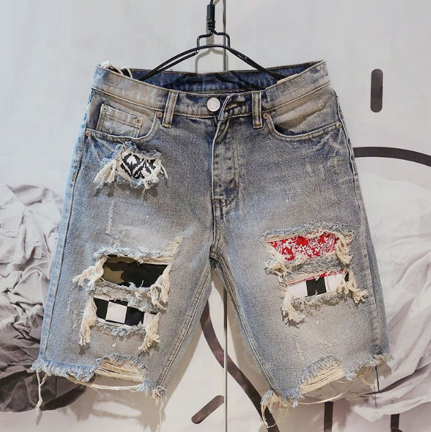 Summer Hip Hop Style Denim Men Shorts Straight Leg Harem Pants with Big Knee Destruction and Cashew Flower Ripped Design Shorts