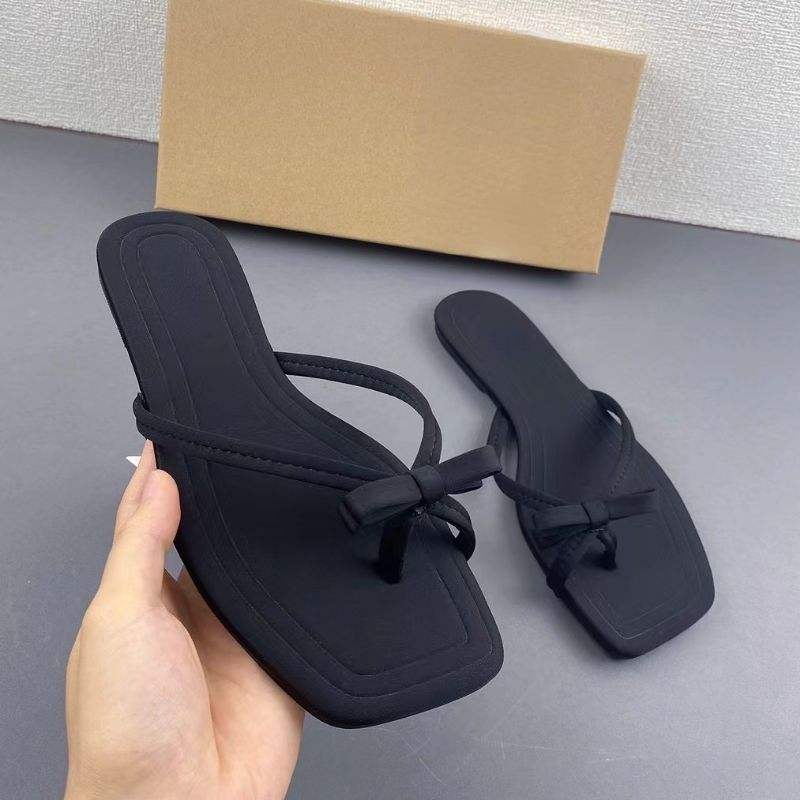 Trending Ladies Gold Slipper Slides - Summer Flat Sandals for Stylish Comfort
