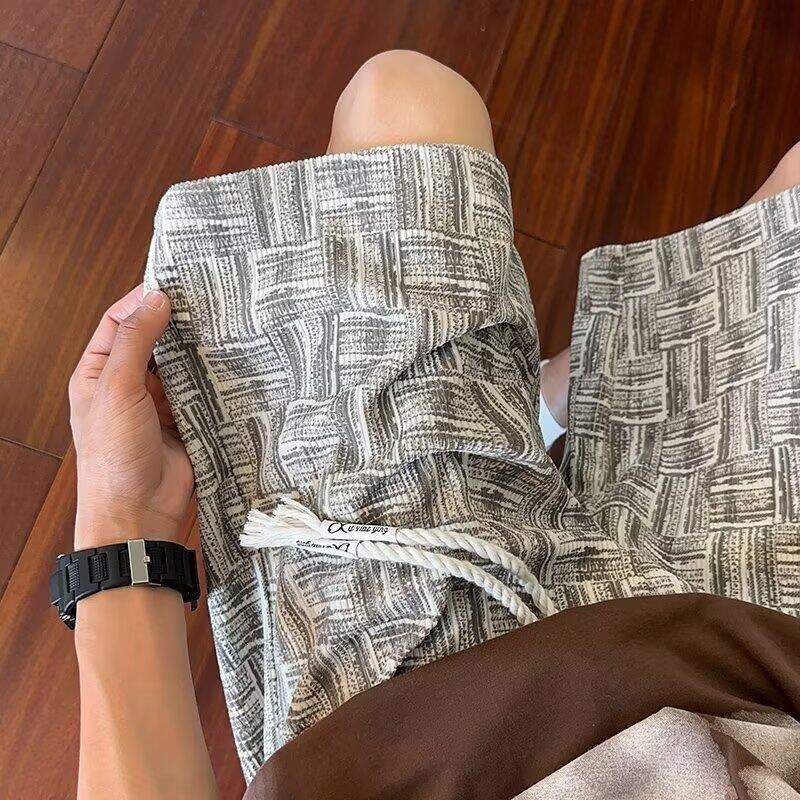 New Arrival Mens All Over Jacquard Pattern Shorts Thick Braided Draw Cord Elastic Waist Loose Casual Gym Five Point Shorts