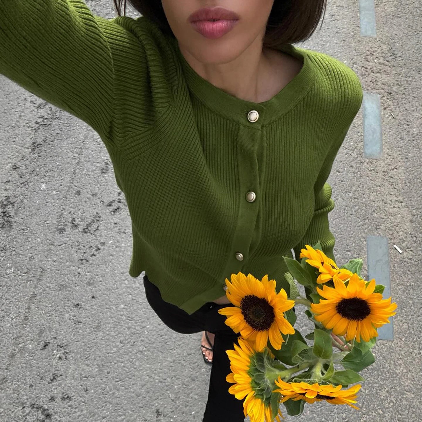 Chic Button Front Cardigan for Women, Cozy Round Neck Sweater, Casual Long Sleeve Pullover for Daily Wear - Zeprah