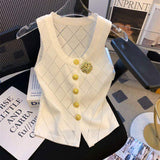 New Design tank Slim-fit V-neck Cool Sleeveless Tops Fashionable Tank Top