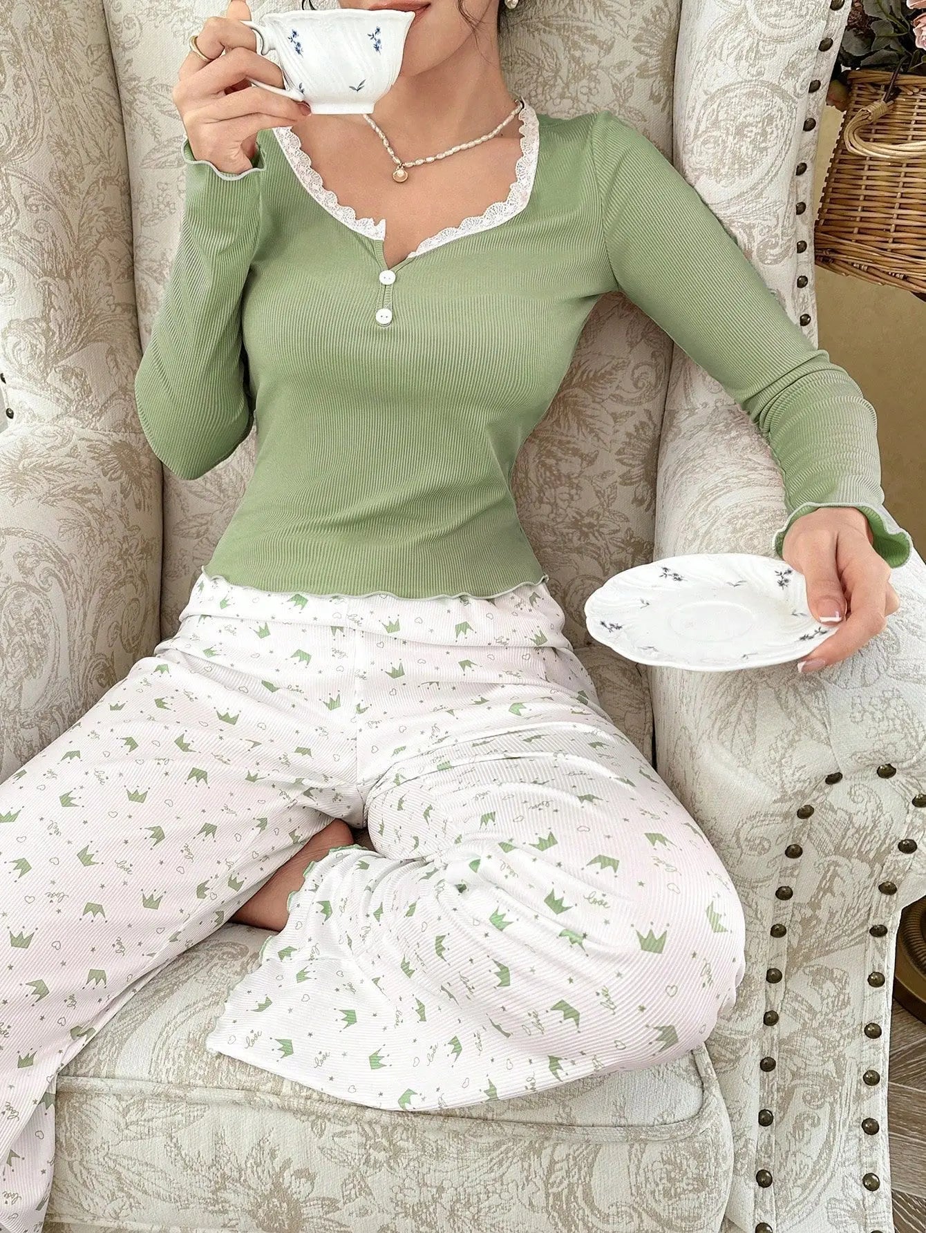 European American Style Letter Trim Neck Crown Long Sleeve Long Pants Women's Elastic Waist Solid Autumn Women's Pajamas - Zeprah
