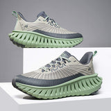 Breathable Mesh Upper TPU Overlays 3D Molded Carbon Plate Midsole Sculpted Wave Outsole Flexible Lover Women Men Running Shoes