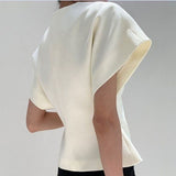 2026 French Temperament Asymmetric Drop Shoulder Sleeve Women's T-shirt One Button Tight Waist Slimming Fashion Top