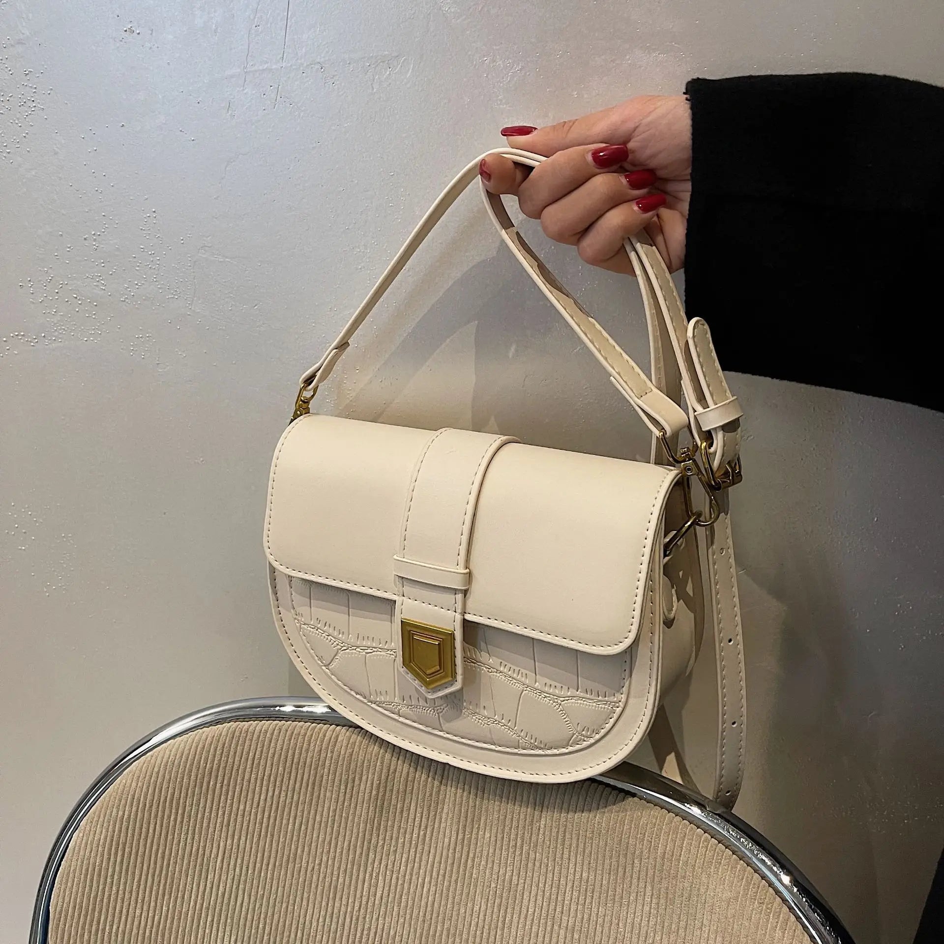 Fashion Acrylic Chain Messenger Shoulder Bag Womens Bags Design Stone Saddle Handbags - Zeprah