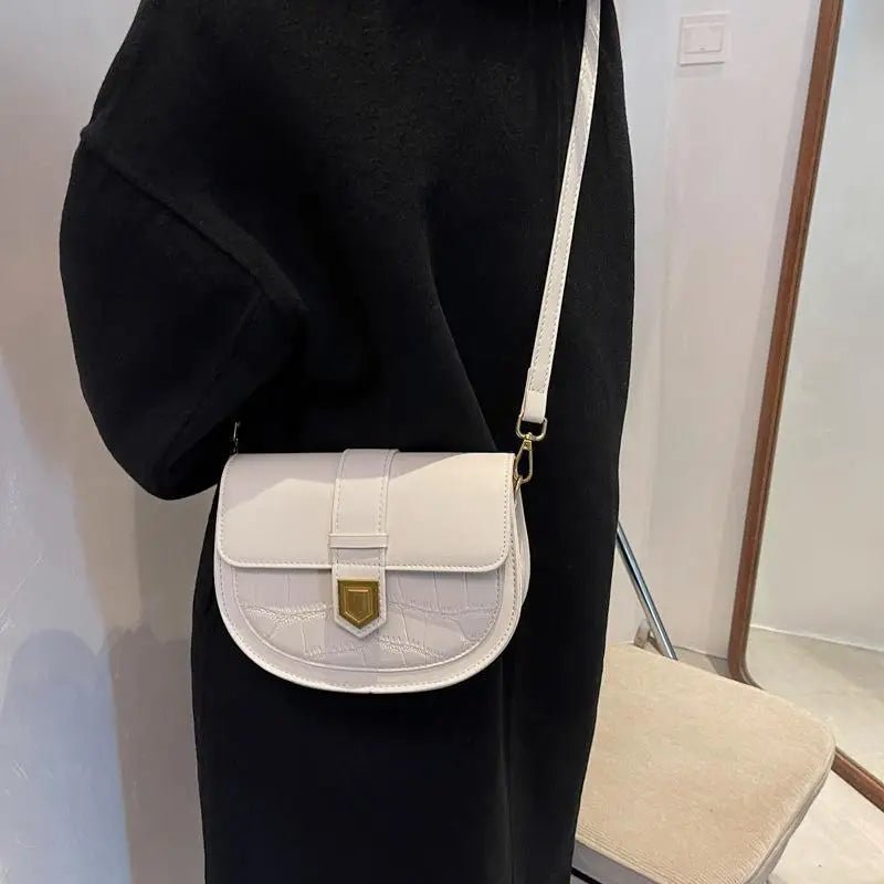 Fashion Acrylic Chain Messenger Shoulder Bag Womens Bags Design Stone Saddle Handbags - Zeprah