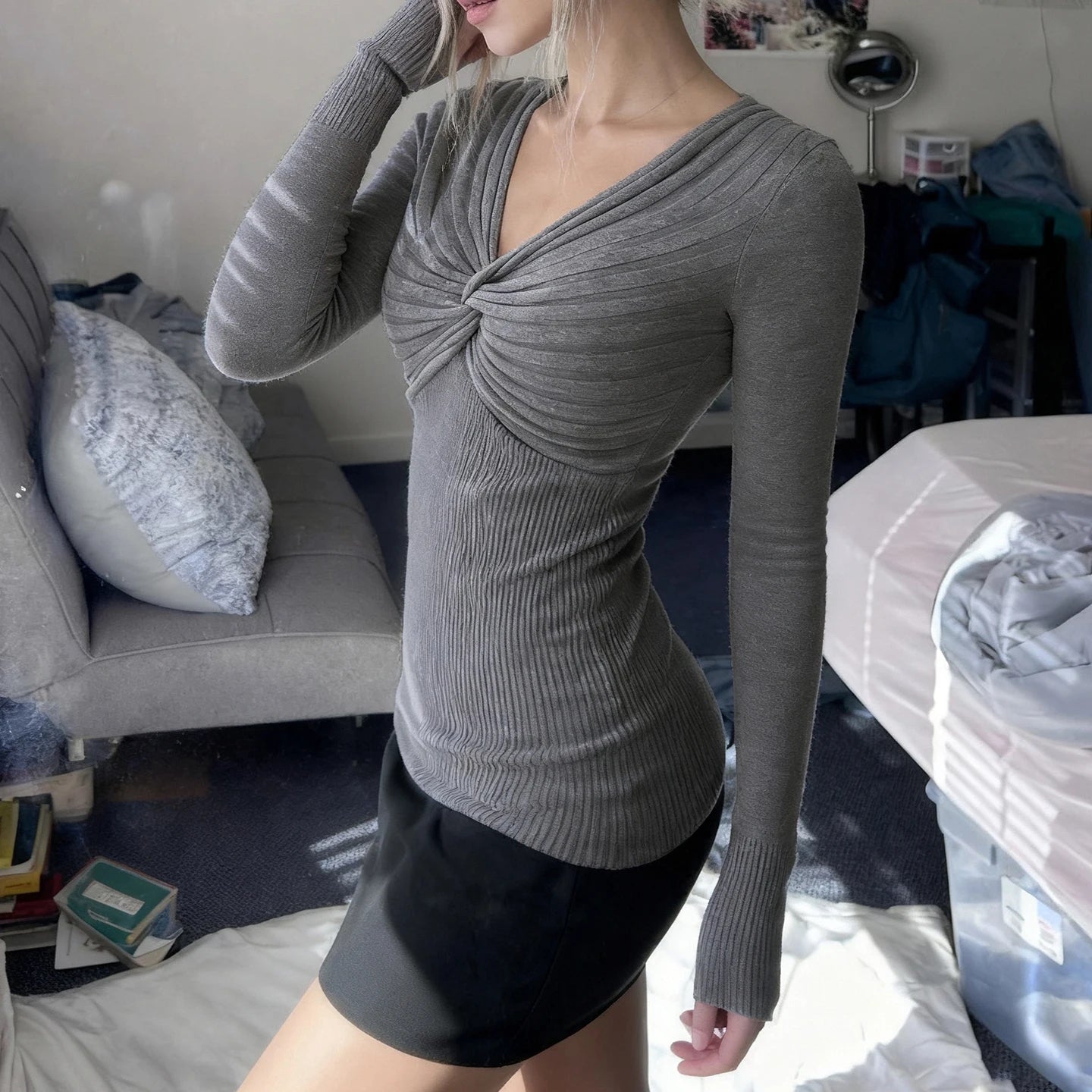 French Elegant Women's Knit Top Twist Detail Long Sleeve Blouse High - End Draped Pullover - Zeprah