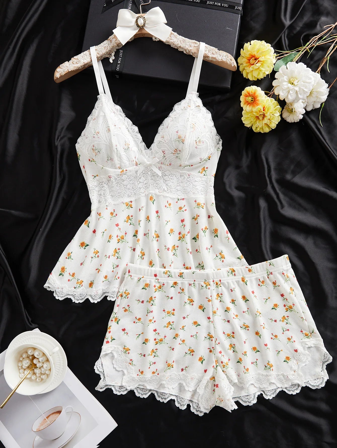 Hot - selling European American Style Lace Sexy Women's Suspender Shorts Two - piece - Zeprah