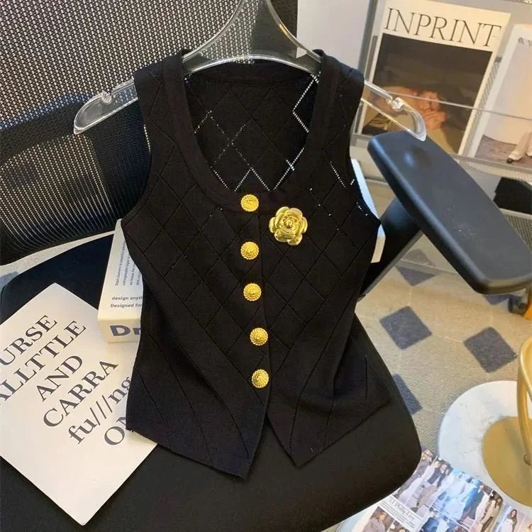 New Design tank Slim - fit V - neck Cool Sleeveless Tops Fashionable Tank Top - Zeprah