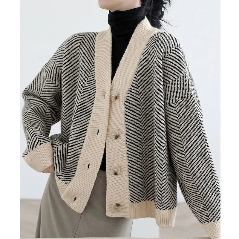New Fashion Women's V - Neck Casual Autumn Loose Sweater 2025 Women's Spring - Autumn Retro Lazy Vibe Knitwear Cardigan - Zeprah