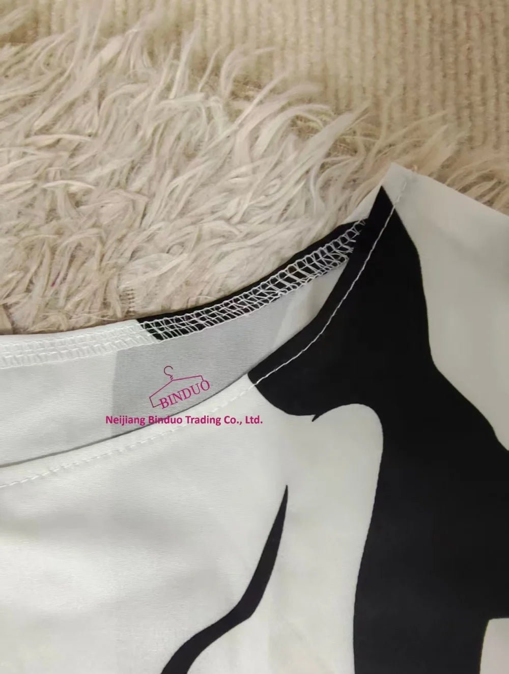 Spring and Summer Geometric Printing Fashion Casual Women's T-Shirt Off - Shoulder Long Sleeve Top - Zeprah