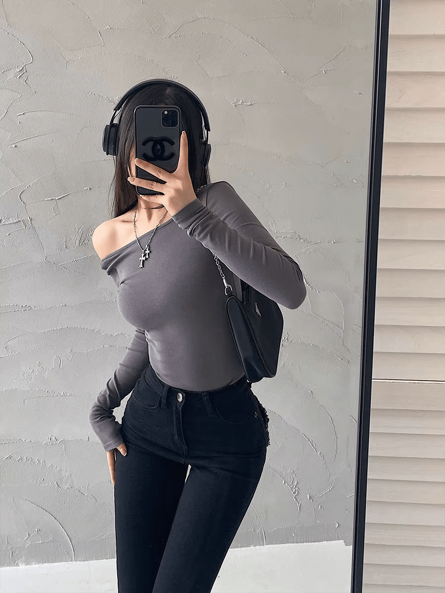 Sweet Slim - Fit Crewneck Long Sleeve Base Shirt | Quick Dry Jersey Top - Zeprah