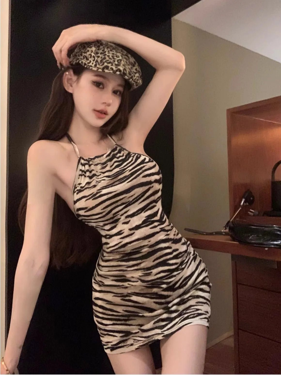 Sweet Spice Girl Vintage Leopard - print Tight Hip Dress Pleated Backless Strap Women's Dress - Zeprah