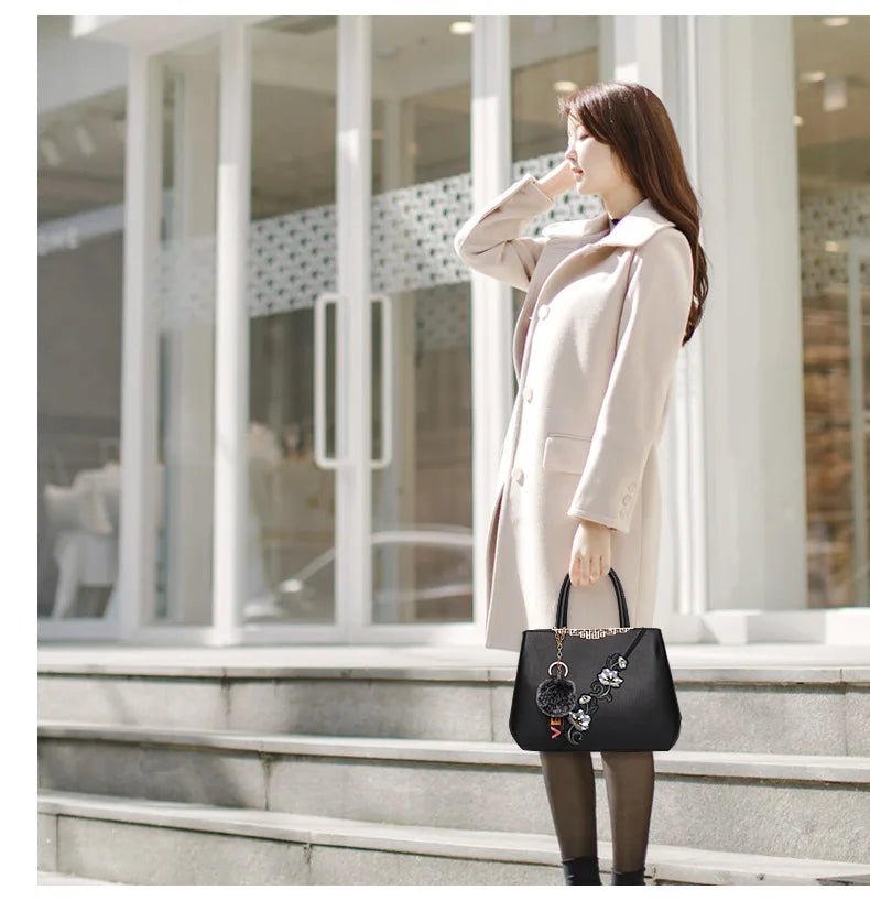 Traditional Flower Vase - Style Handbag for Women Fashion Bolsa Feminina De Couro for Trade Shows School Season - Zeprah