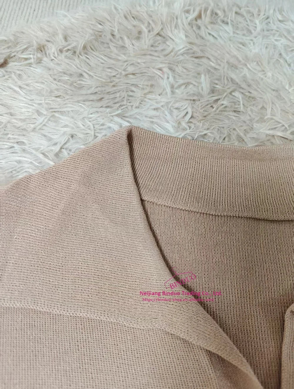 Turn - down Collar Graphic Tee Knitted Tops for Women Versatile Short - sleeved Blouse - Zeprah