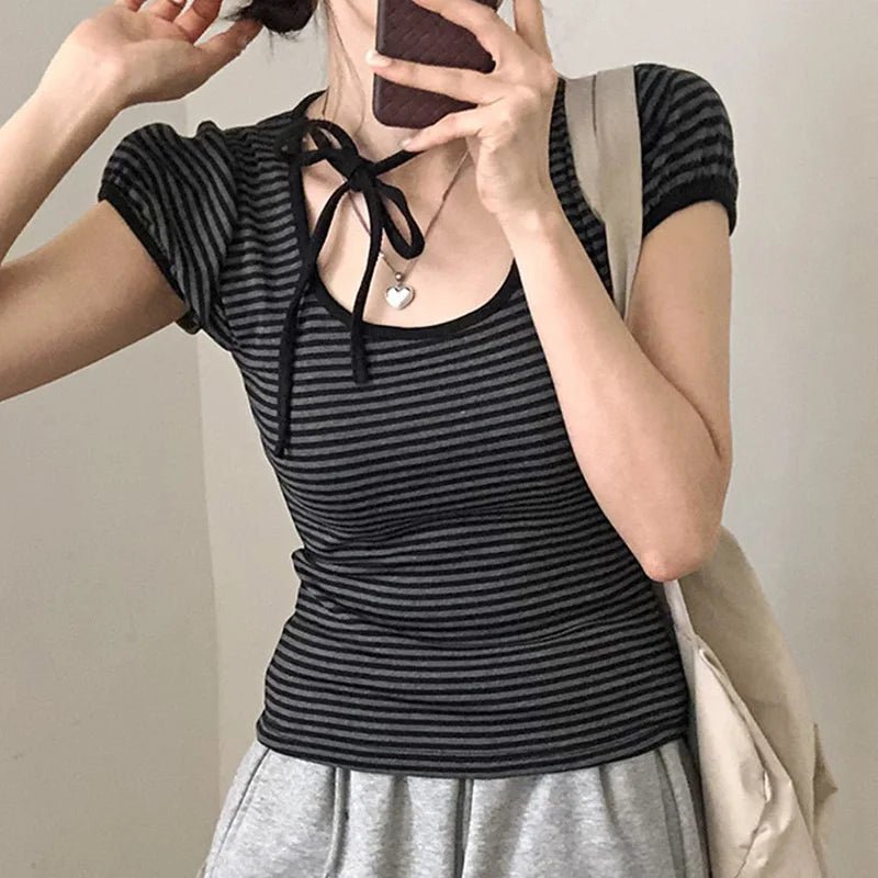 Women's Summer Vintage Basic V - Neck Knitted Pullover Sweater Short Sleeve Button Detail Striped Y2K Fashion Tee Slim Fit Casual - Zeprah
