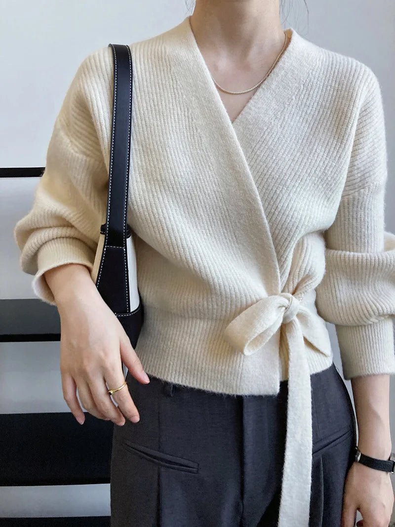 Women's Winter French Retro Anti - Pilling Slimming Design Knitted Cardigan - Zeprah