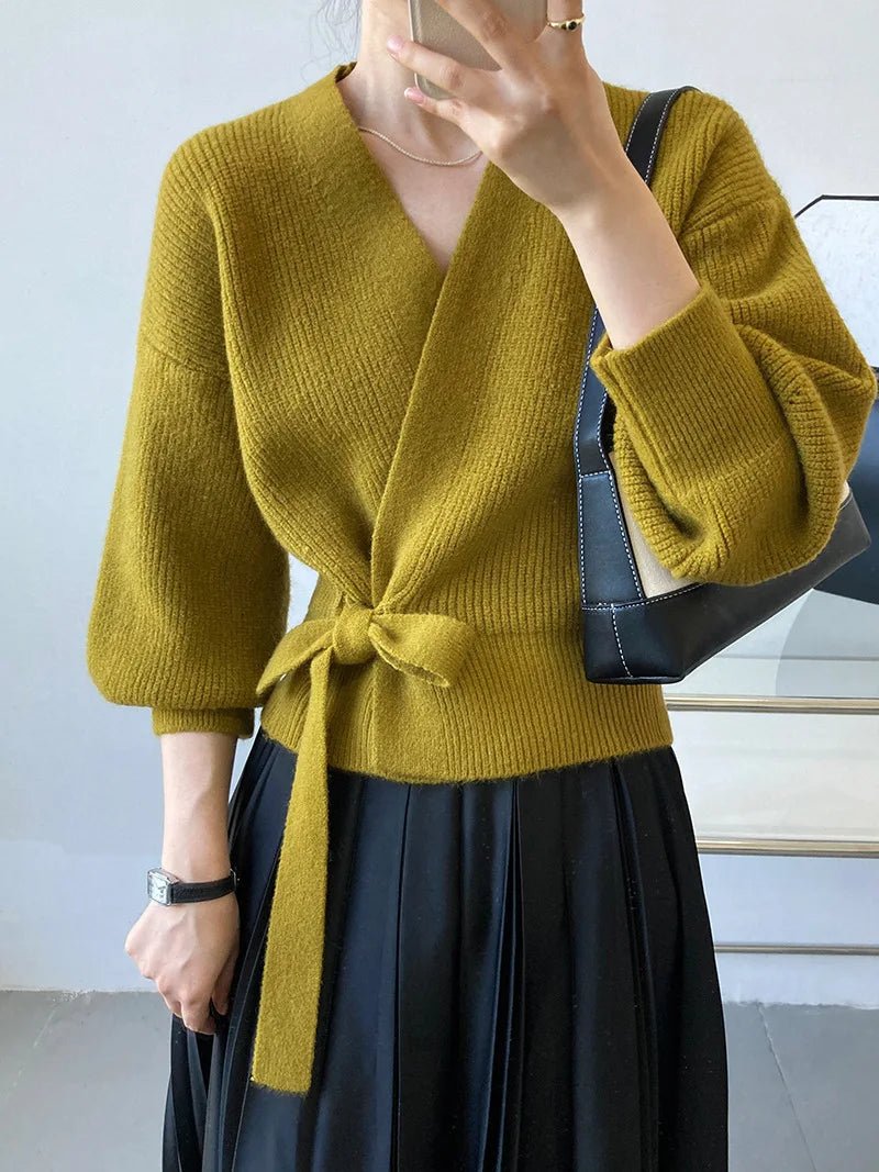 Women's Winter French Retro Anti - Pilling Slimming Design Knitted Cardigan - Zeprah